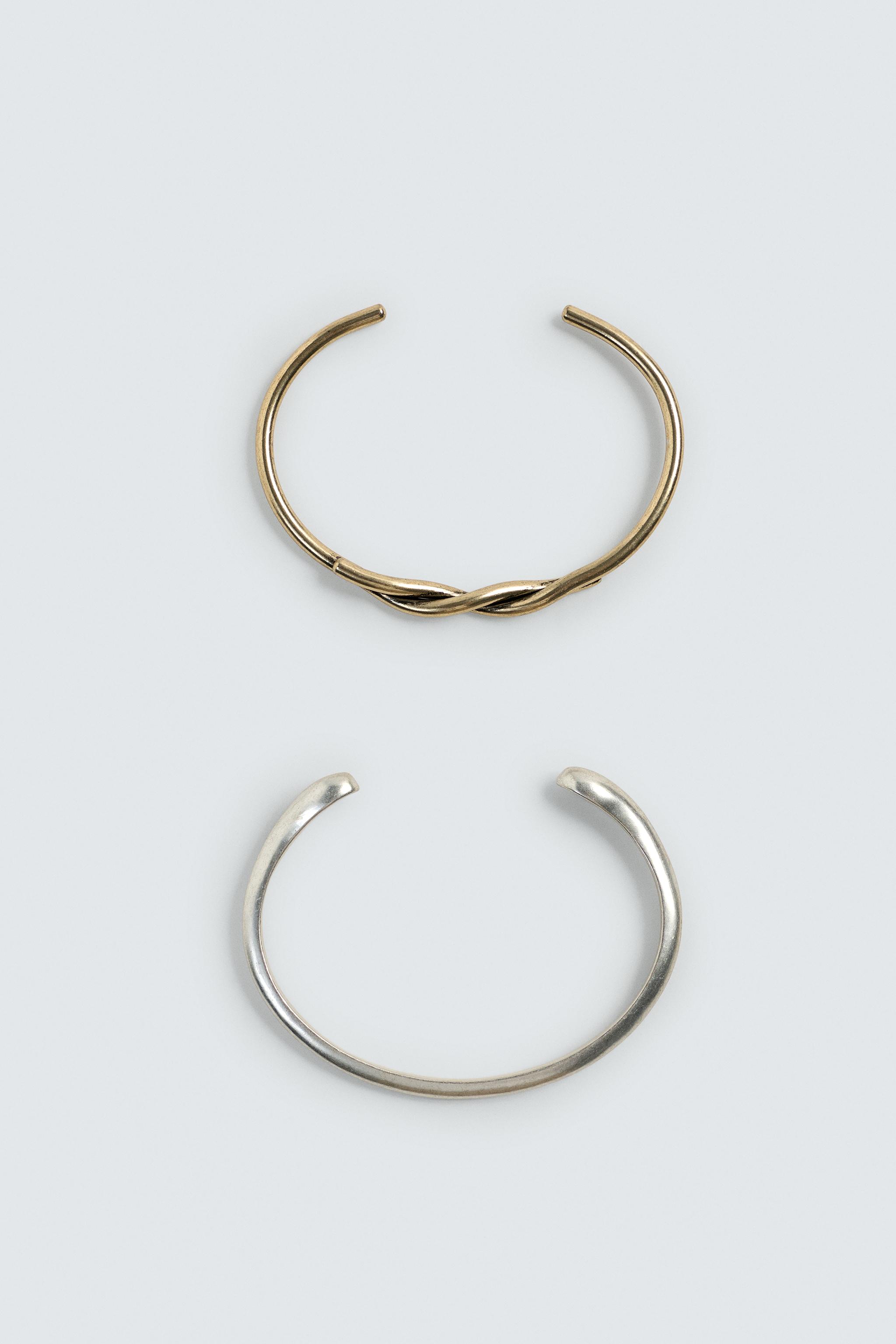 TWO-PACK OF RIGID CONTRAST BRACELETS
